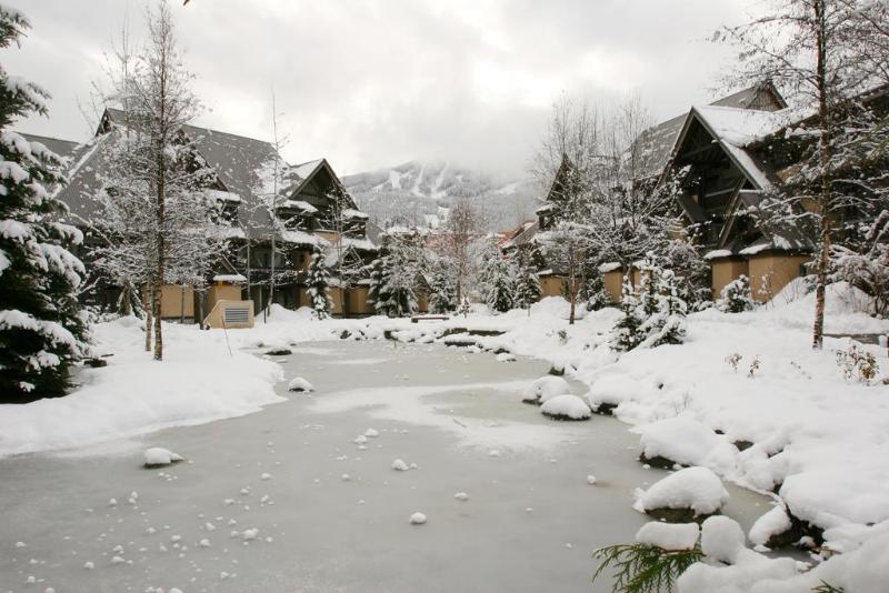 Westwind Properties At Stoney Creek Lagoons 3* Whistler