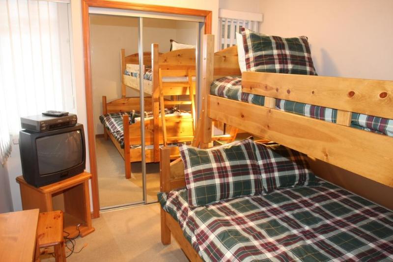 Westwind Properties At Stoney Creek Lagoons 3* Whistler