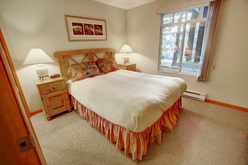 Westwind Properties At Stoney Creek Lagoons 3*